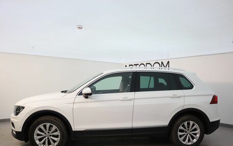 Volkswagen Tiguan II, 2017 год, 2 397 000 рублей, 5 фотография