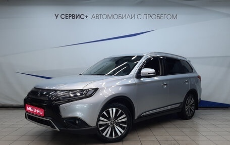 Mitsubishi Outlander III рестайлинг 3, 2019 год, 2 595 000 рублей, 1 фотография