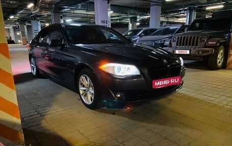 BMW 5 серия, 2013 год, 1 750 000 рублей, 19 фотография