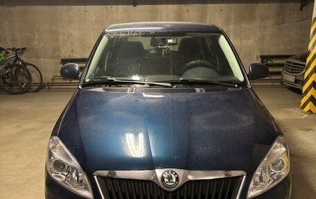 Skoda Fabia II, 2012 год, 880 000 рублей, 1 фотография