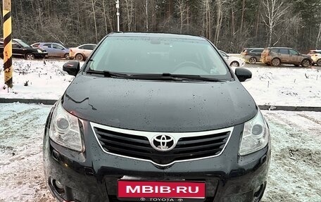 Toyota Avensis III рестайлинг, 2010 год, 1 200 000 рублей, 1 фотография