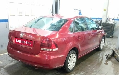 Volkswagen Polo VI (EU Market), 2015 год, 900 000 рублей, 3 фотография