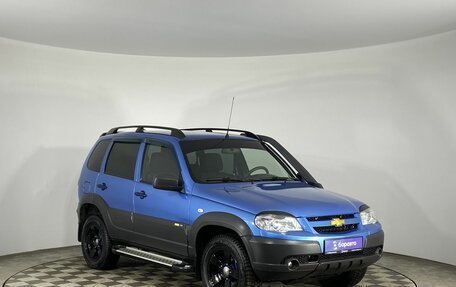 Chevrolet Niva I рестайлинг, 2016 год, 895 000 рублей, 2 фотография