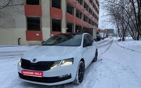 Skoda Octavia, 2018 год, 2 450 000 рублей, 2 фотография