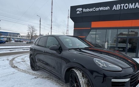 Porsche Cayenne III, 2015 год, 3 050 000 рублей, 2 фотография