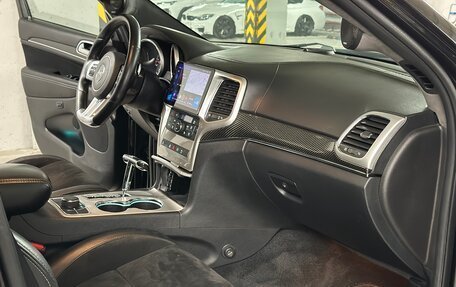 Jeep Grand Cherokee, 2012 год, 3 099 000 рублей, 33 фотография