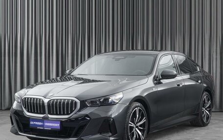 BMW 5 серия, 2023 год, 9 348 000 рублей, 5 фотография