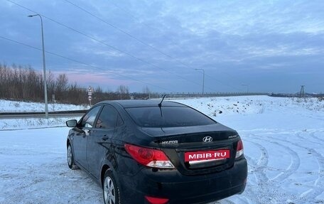 Hyundai Solaris II рестайлинг, 2012 год, 900 000 рублей, 4 фотография