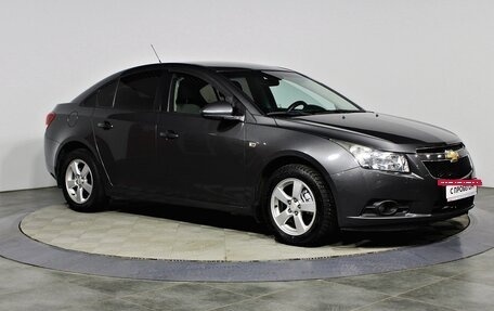 Chevrolet Cruze II, 2011 год, 827 000 рублей, 3 фотография