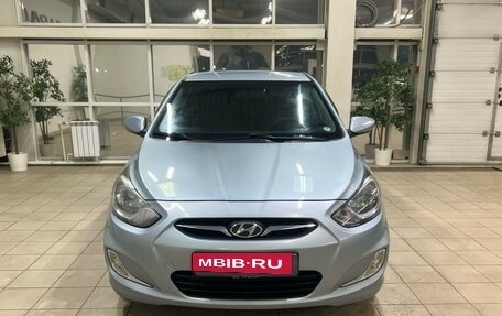 Hyundai Solaris II рестайлинг, 2011 год, 870 000 рублей, 3 фотография