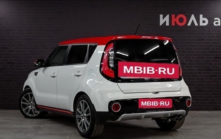 KIA Soul II рестайлинг, 2016 год, 1 450 000 рублей, 7 фотография