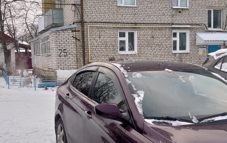 Hyundai Solaris II рестайлинг, 2013 год, 700 000 рублей, 4 фотография