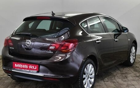 Opel Astra J, 2013 год, 780 000 рублей, 4 фотография