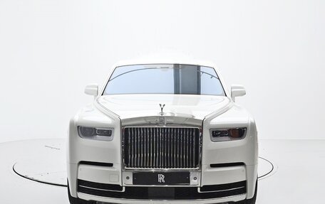 Rolls-Royce Phantom VIII, 2021 год, 41 000 000 рублей, 1 фотография