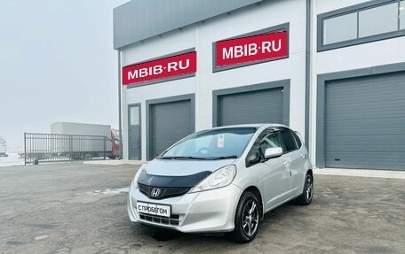 Honda Fit III, 2010 год, 839 000 рублей, 2 фотография