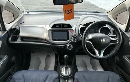 Honda Fit III, 2010 год, 839 000 рублей, 16 фотография