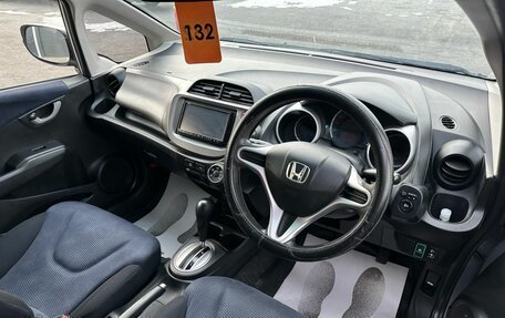 Honda Fit III, 2010 год, 839 000 рублей, 11 фотография