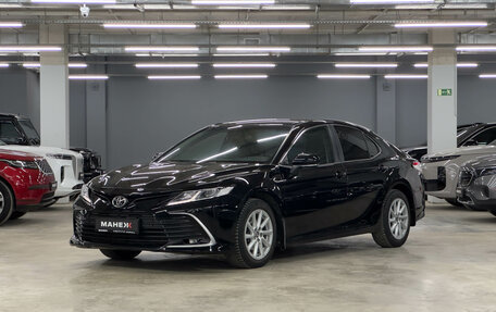 Toyota Camry, 2021 год, 2 150 000 рублей, 3 фотография