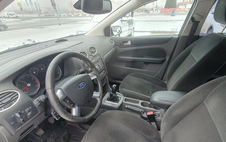 Ford Focus II рестайлинг, 2006 год, 550 000 рублей, 24 фотография