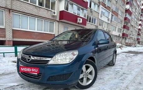 Opel Astra H, 2008 год, 550 000 рублей, 2 фотография