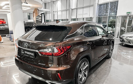 Lexus RX IV рестайлинг, 2018 год, 4 949 000 рублей, 5 фотография