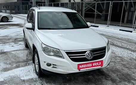 Volkswagen Tiguan I, 2010 год, 1 100 000 рублей, 2 фотография