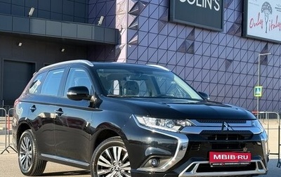 Mitsubishi Outlander III рестайлинг 3, 2022 год, 3 357 000 рублей, 1 фотография