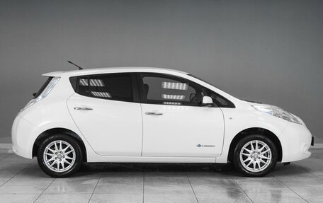 Nissan Leaf I, 2015 год, 849 000 рублей, 5 фотография