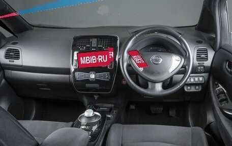 Nissan Leaf I, 2015 год, 849 000 рублей, 6 фотография