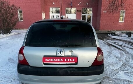 Renault Clio III, 2002 год, 260 000 рублей, 10 фотография