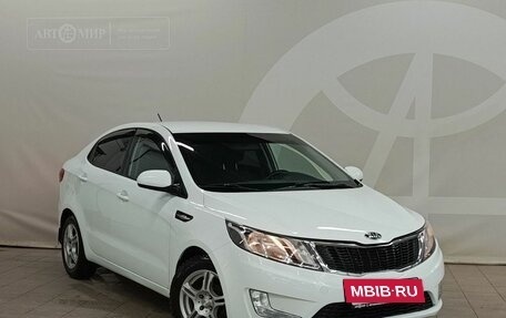 KIA Rio III рестайлинг, 2014 год, 1 000 000 рублей, 3 фотография