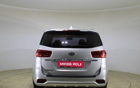 KIA Carnival III, 2018 год, 3 200 000 рублей, 6 фотография