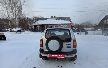 Chevrolet Niva I рестайлинг, 2005 год, 460 000 рублей, 6 фотография