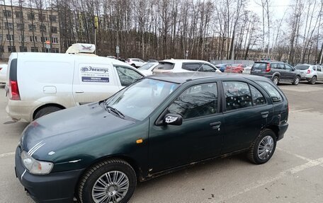 Nissan Almera, 1997 год, 100 000 рублей, 4 фотография