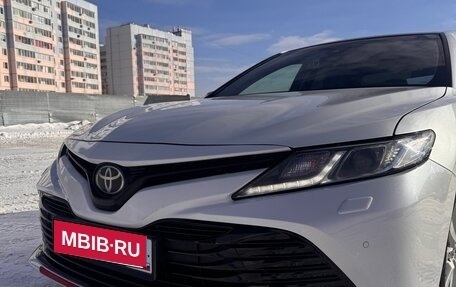 Toyota Camry, 2018 год, 2 550 000 рублей, 1 фотография