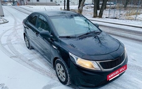 KIA Rio III рестайлинг, 2013 год, 950 000 рублей, 24 фотография