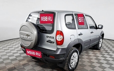 Chevrolet Niva I рестайлинг, 2015 год, 605 000 рублей, 9 фотография