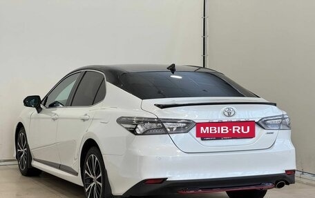 Toyota Camry, 2021 год, 3 271 000 рублей, 7 фотография