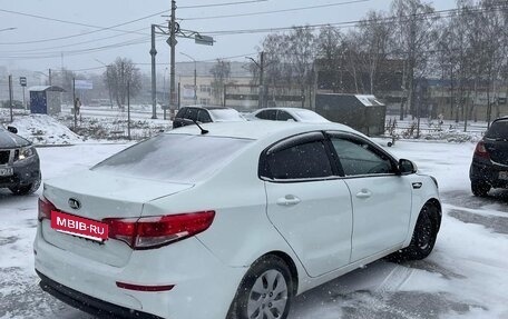 KIA Rio III рестайлинг, 2016 год, 413 000 рублей, 3 фотография