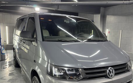 Volkswagen Caravelle T5, 2011 год, 2 050 000 рублей, 5 фотография