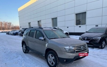 Renault Duster I рестайлинг, 2012 год, 922 000 рублей, 2 фотография