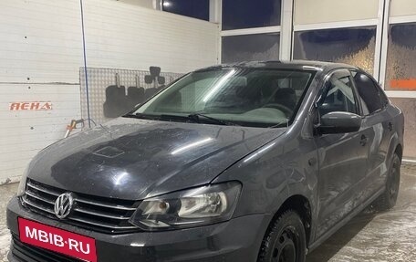 Volkswagen Polo VI (EU Market), 2015 год, 435 000 рублей, 2 фотография