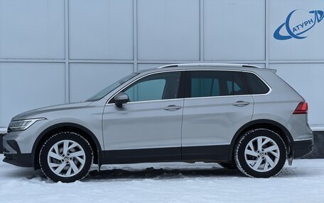 Volkswagen Tiguan II, 2021 год, 2 950 000 рублей, 8 фотография