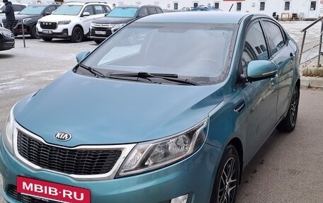 KIA Rio III рестайлинг, 2013 год, 750 000 рублей, 4 фотография