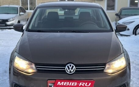 Volkswagen Polo VI (EU Market), 2014 год, 999 000 рублей, 2 фотография