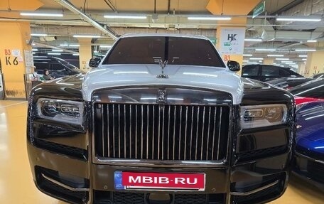 Rolls-Royce Cullinan, 2021 год, 37 000 000 рублей, 2 фотография