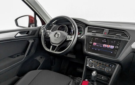 Volkswagen Tiguan II, 2020 год, 2 750 000 рублей, 28 фотография