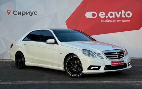 Mercedes-Benz E-Класс, 2011 год, 1 420 000 рублей, 3 фотография