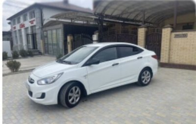 Hyundai Solaris II рестайлинг, 2013 год, 1 070 000 рублей, 1 фотография