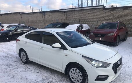 Hyundai Solaris II рестайлинг, 2017 год, 1 390 000 рублей, 3 фотография